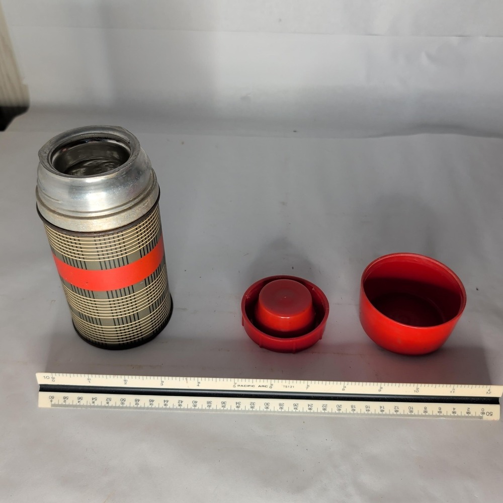 Vintage Aladdin Plaid Metal Glass Insulated Bottle Red Cup Lid Hot Cold Retro